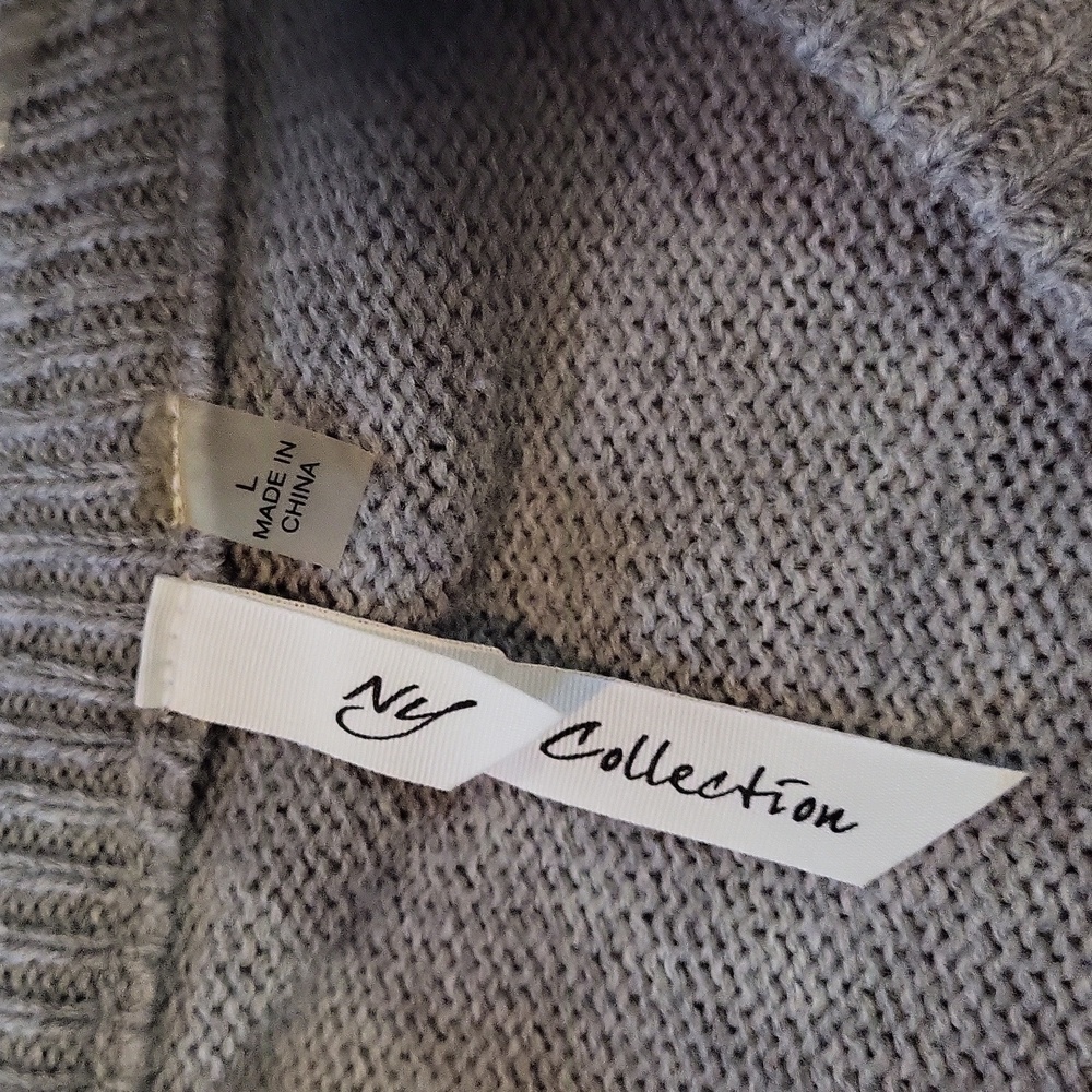 My Collection Sweater - Picture 3 of 5